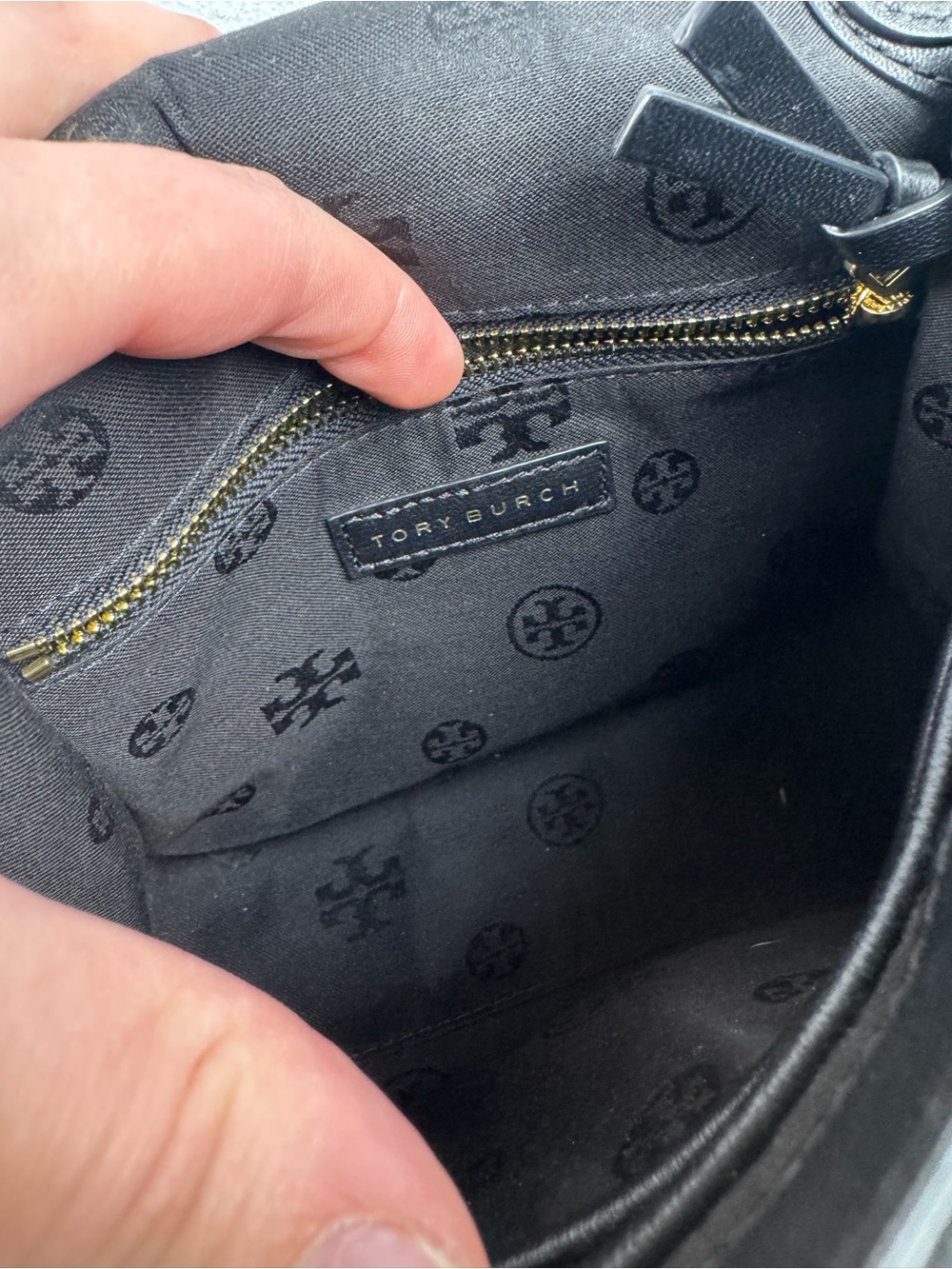 Tory Burch Fleming Small Convertible Shoulder Bag –Black Chevron Quilted Leather - Picture 11 of 14